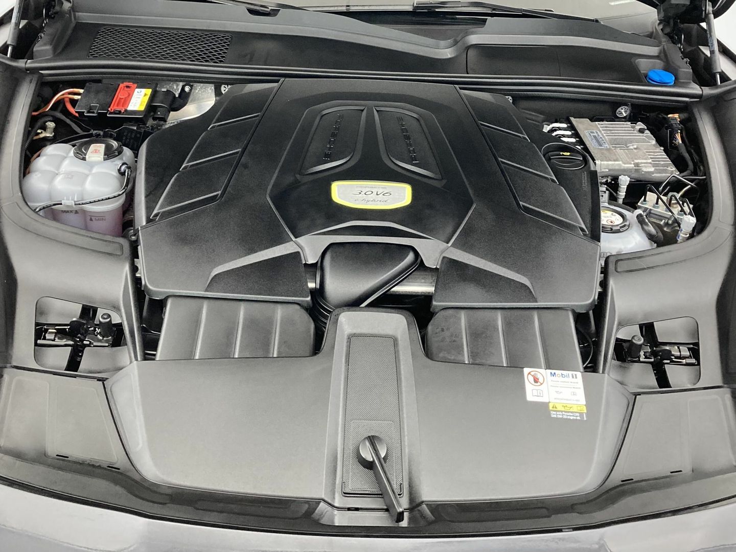 Porsche Cayenne Coupé E-Hybrid Platinum Edition 340 kW (462 CV)