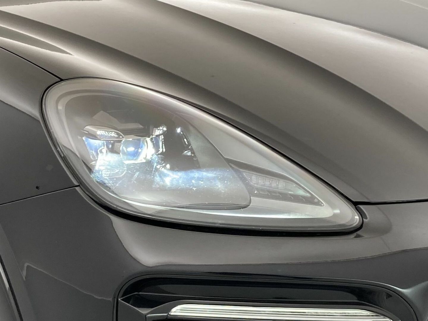 Porsche Cayenne Coupé E-Hybrid Platinum Edition 340 kW (462 CV)