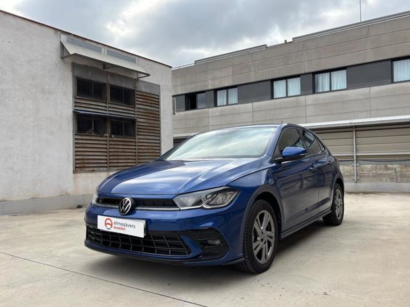 Volkswagen Polo R-Line 1.0 TSI 70 kW (95 CV) Azul Sedan