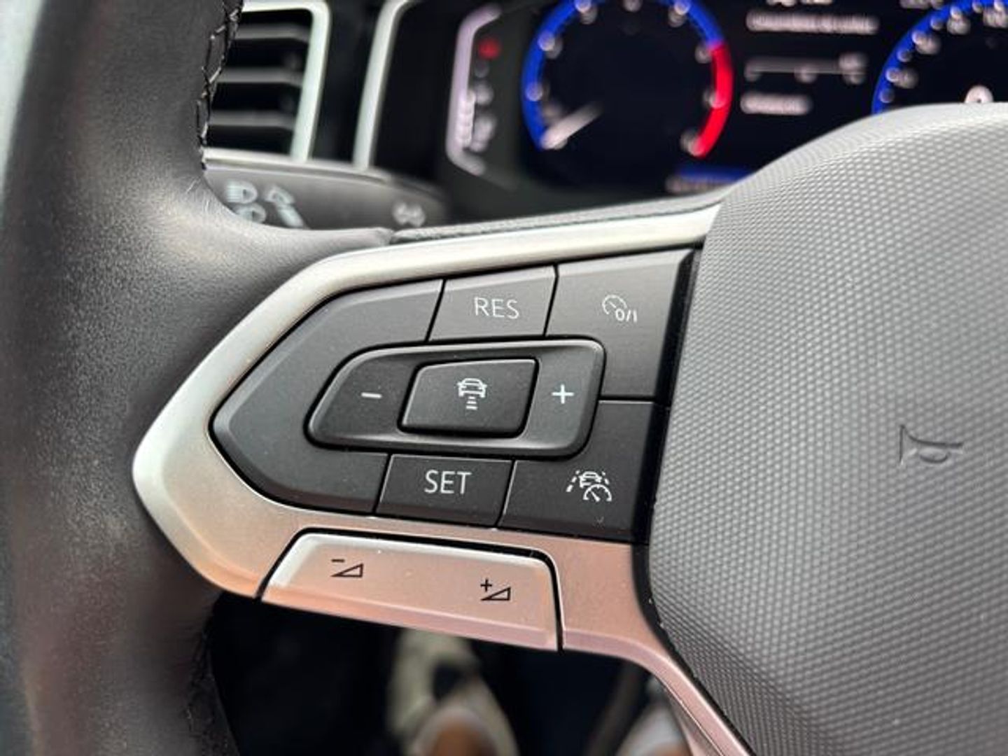 Volkswagen Polo R-Line 1.0 TSI 70 kW (95 CV) Azul Sedan