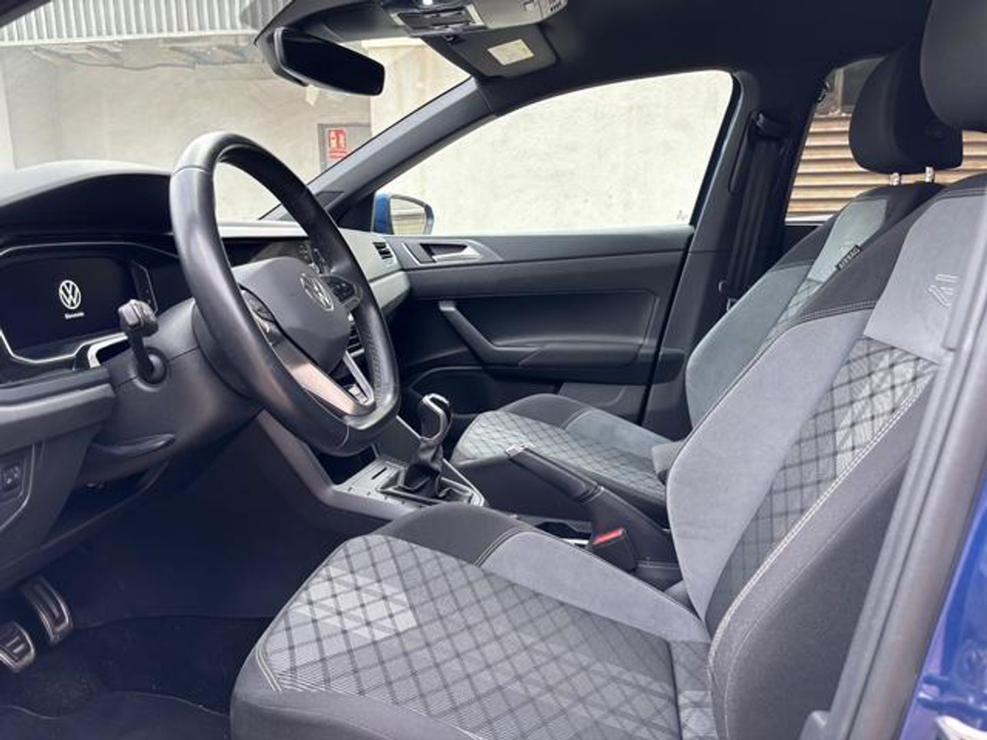 Volkswagen Polo R-Line 1.0 TSI 70 kW (95 CV) Azul Sedan