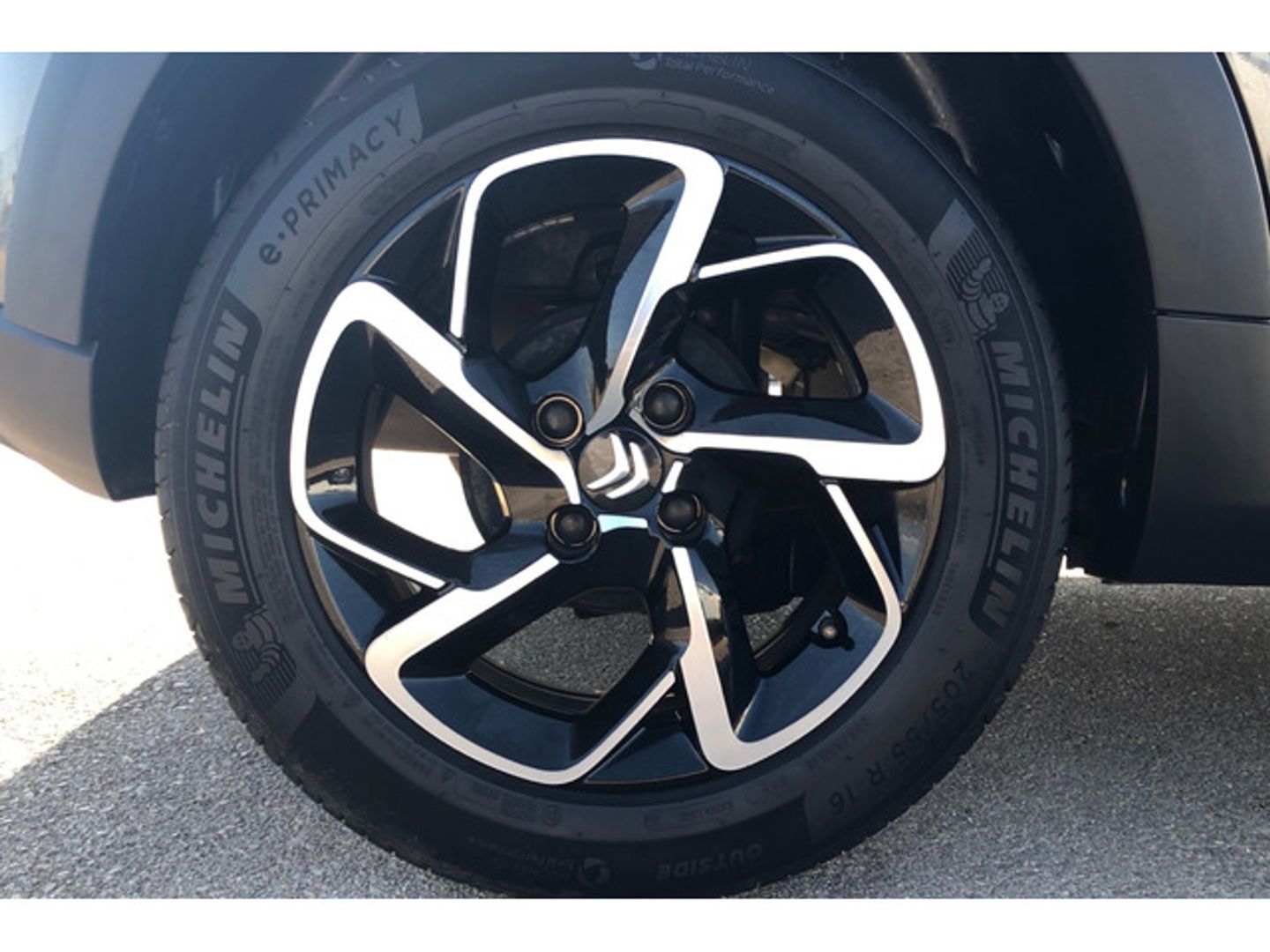 Citroen C3 PureTech 82 C-Series 61 kW (83 CV)