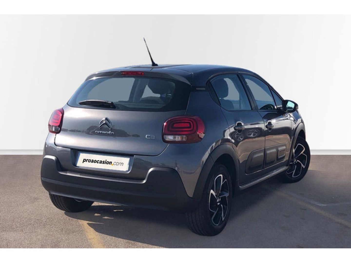 Citroen C3 PureTech 82 C-Series 61 kW (83 CV)
