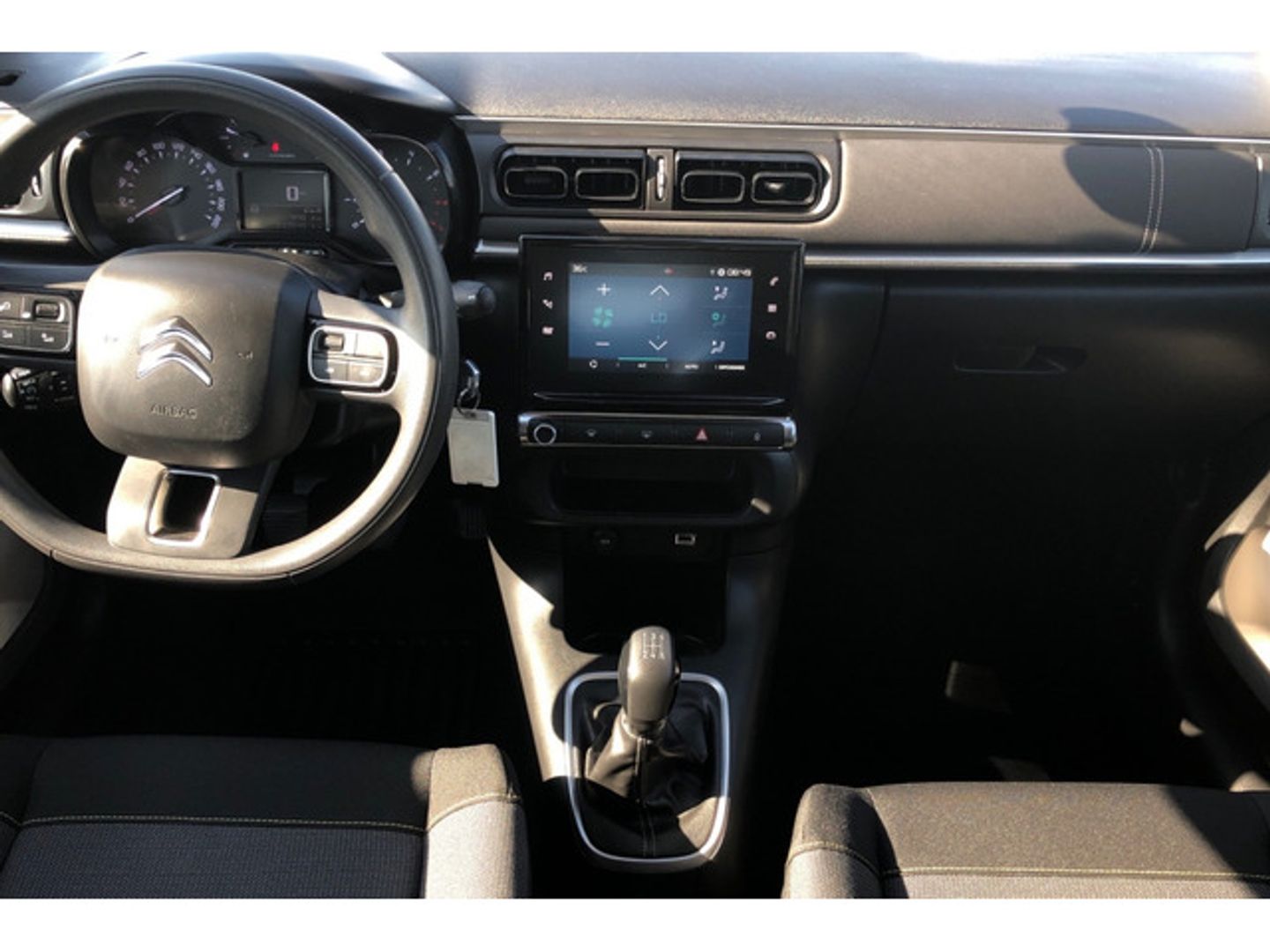 Citroen C3 PureTech 82 C-Series 61 kW (83 CV)
