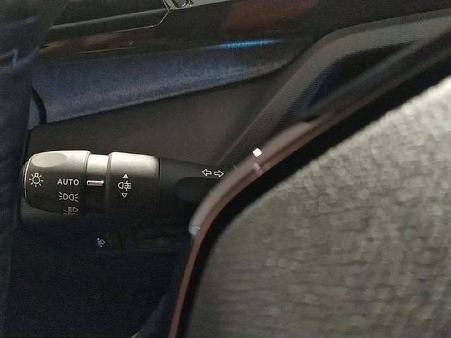 Peugeot 308 Allure Pack BlueHDi 130 S&S EAT8 96 kW (130 CV)