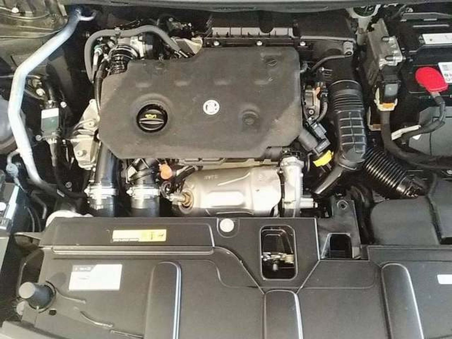 Peugeot 5008 BlueHDI 130 S&S Allure Pack EAT8 96 kW (130 CV)