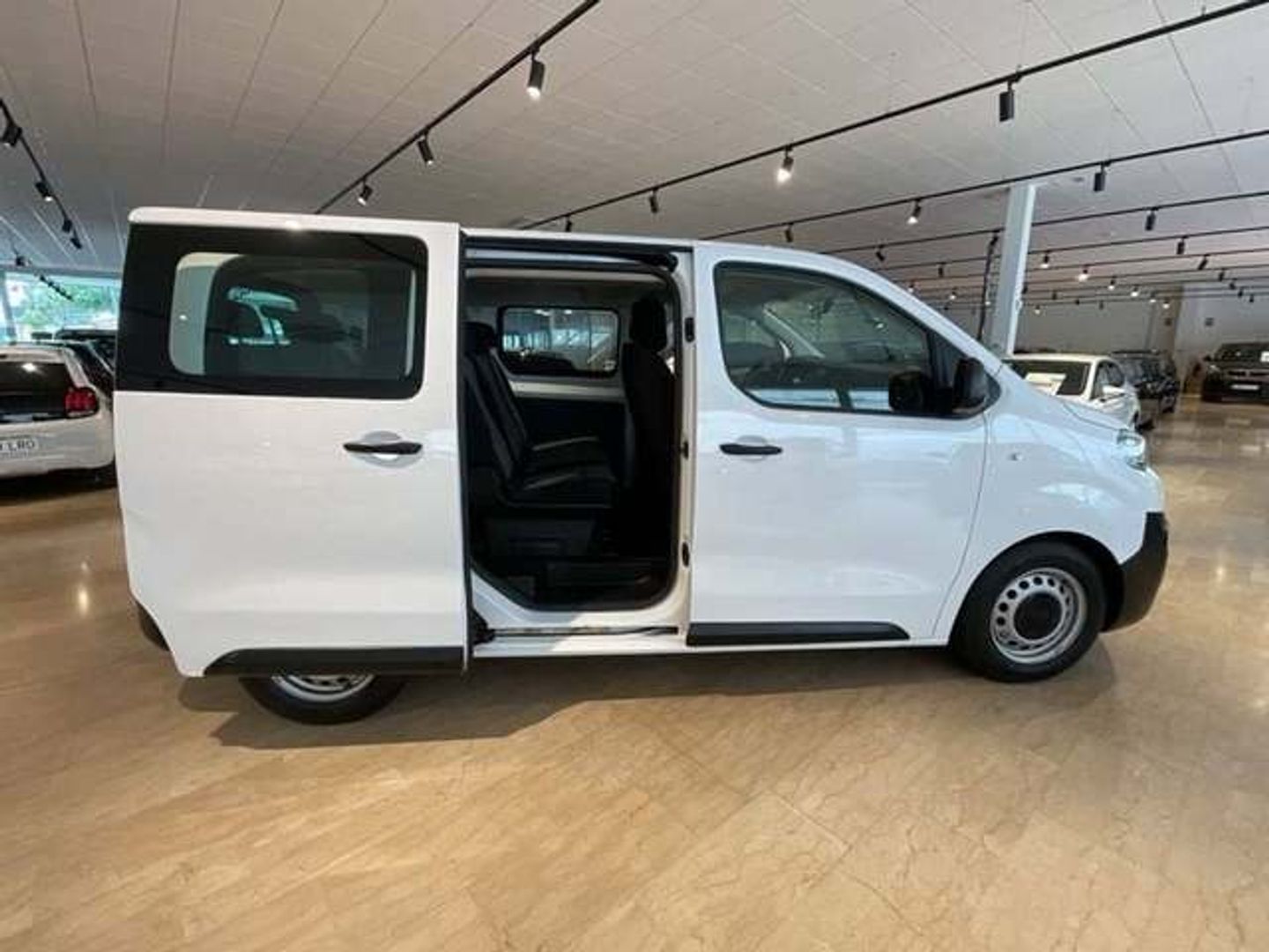 Peugeot Expert Furgon BlueHDi 120 Compact 88 kW (120 CV)