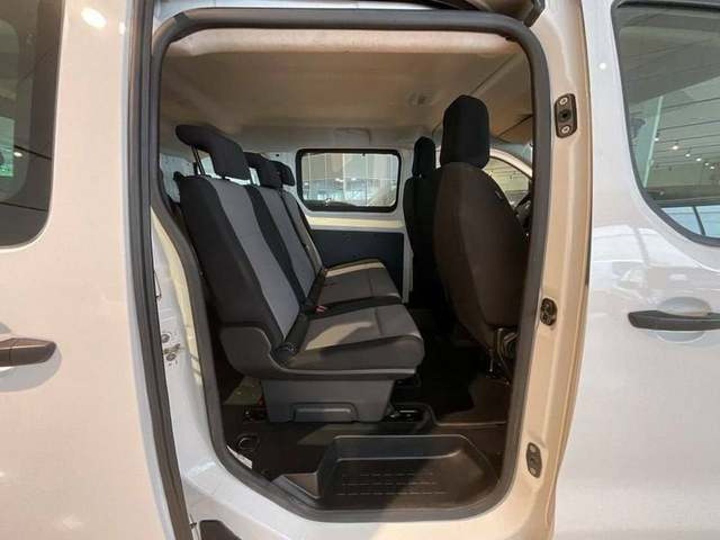 Peugeot Expert Furgon BlueHDi 120 Compact 88 kW (120 CV)