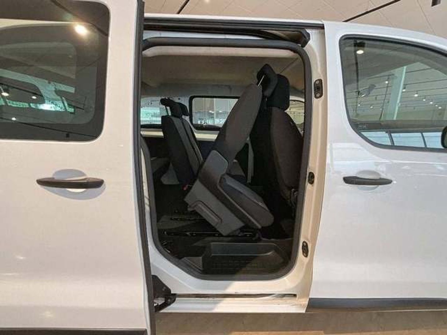 Peugeot Expert Furgon BlueHDi 120 Compact 88 kW (120 CV)