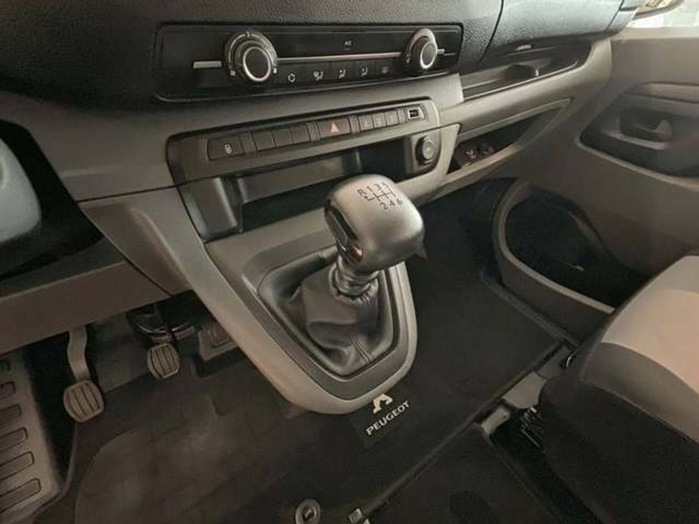 Peugeot Expert Furgon BlueHDi 120 Compact 88 kW (120 CV)