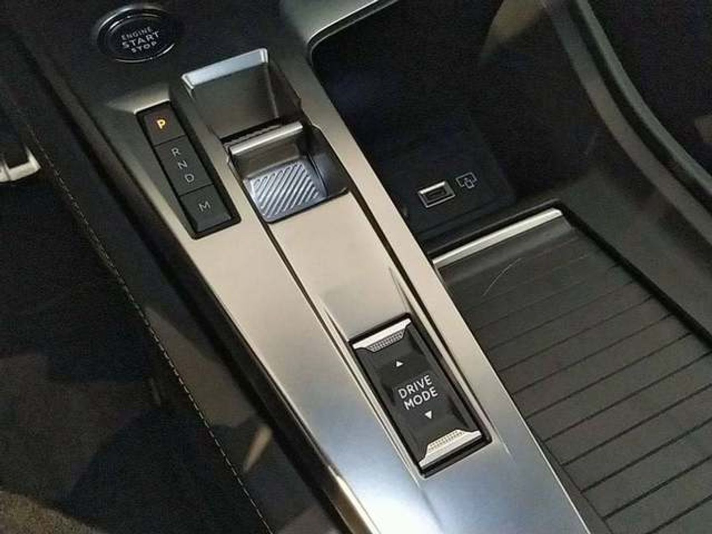 Peugeot 308 BlueHDi 130 S&S GT EAT8 96 kW (130 CV)