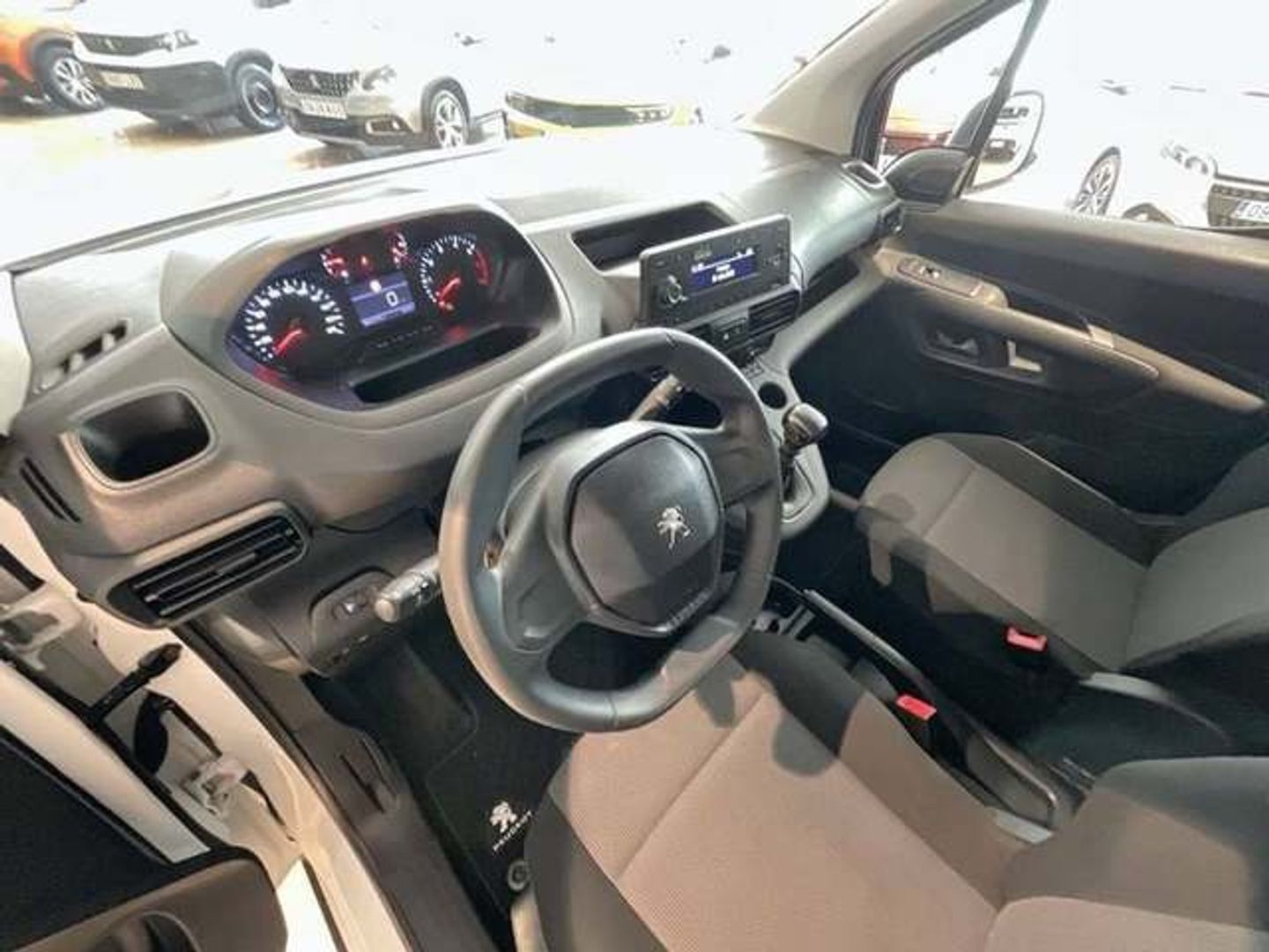 Peugeot Rifter BlueHDi 100 Active Pack Standard 73 kW (100 CV)