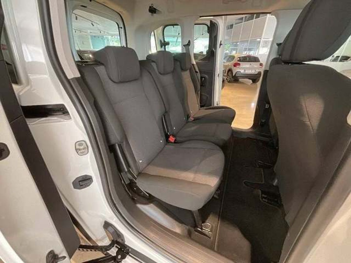 Peugeot Rifter BlueHDi 100 Active Pack Standard 73 kW (100 CV)