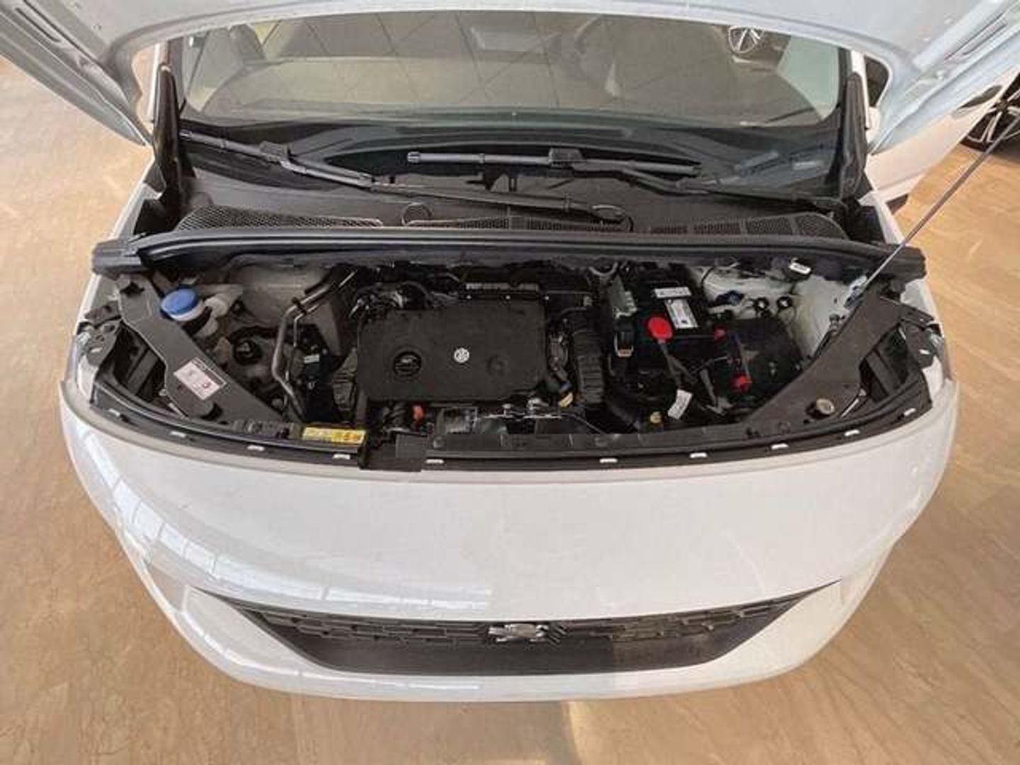 Peugeot Rifter BlueHDi 100 Active Pack Standard 73 kW (100 CV)