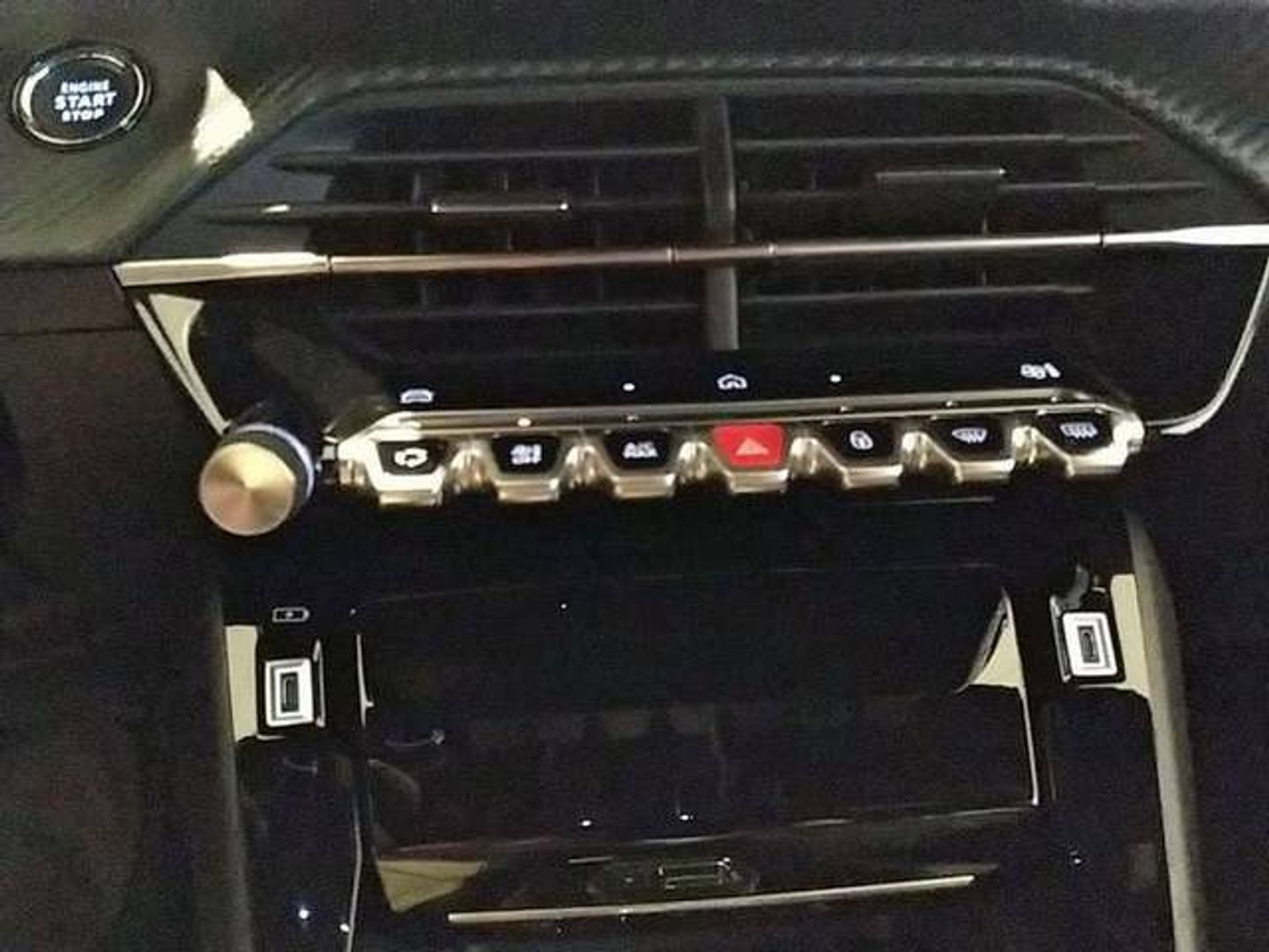 Peugeot 208 GT Hybrid eDCS6 107 kW (145 CV)