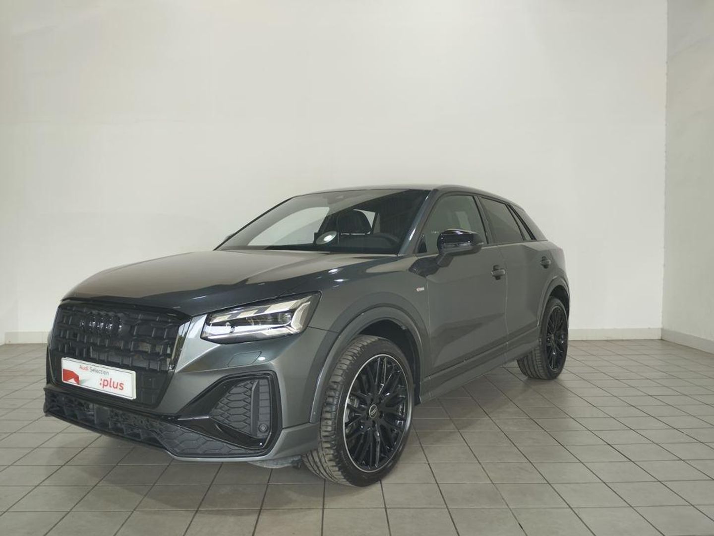 Audi Q2 Adrenalin 35 TFSI 110 kW (150 CV) S tronic Gris SUV
