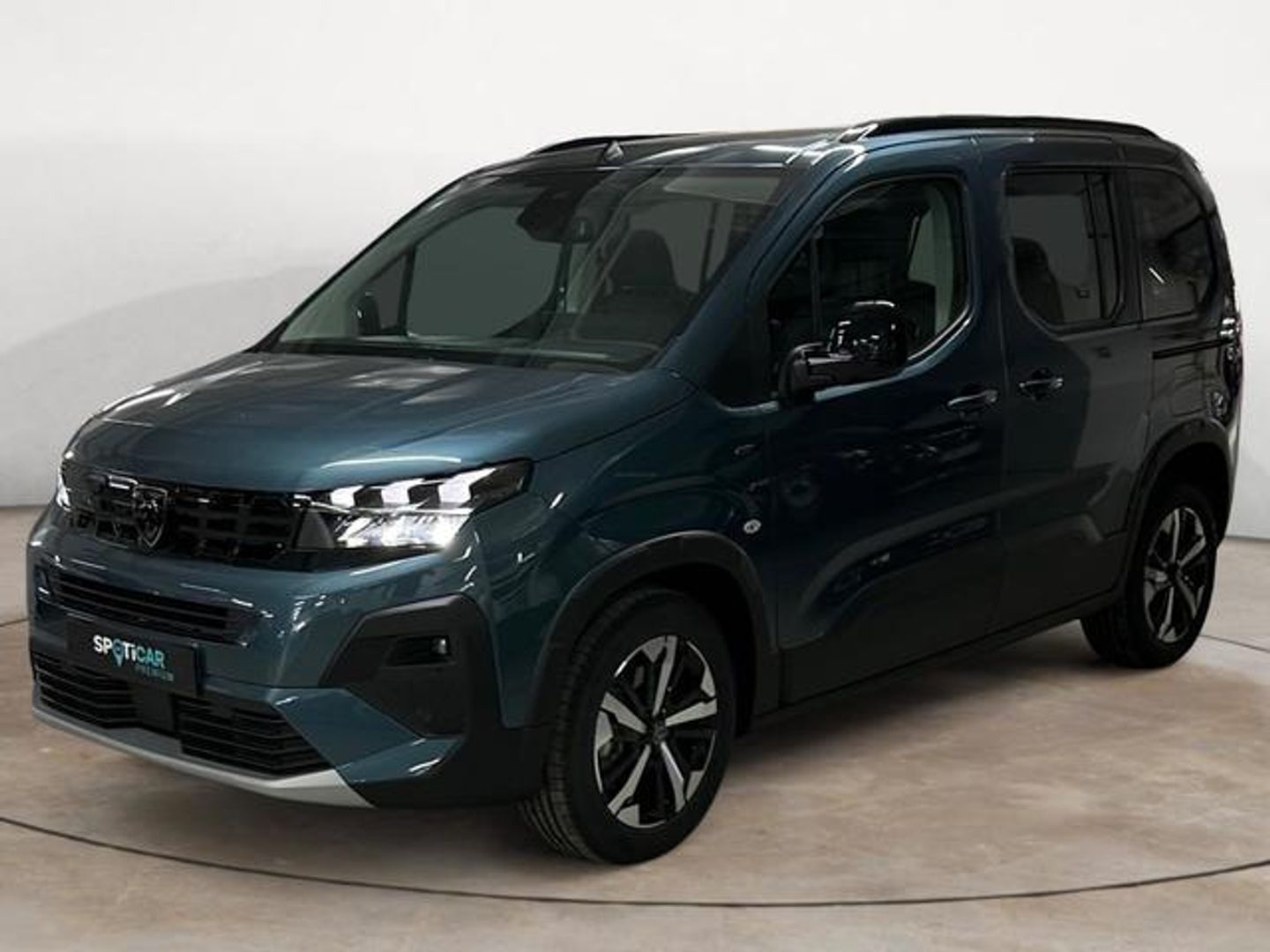 Peugeot Rifter BlueHDi 130 GT Long EAT8 96 kW (130 CV)