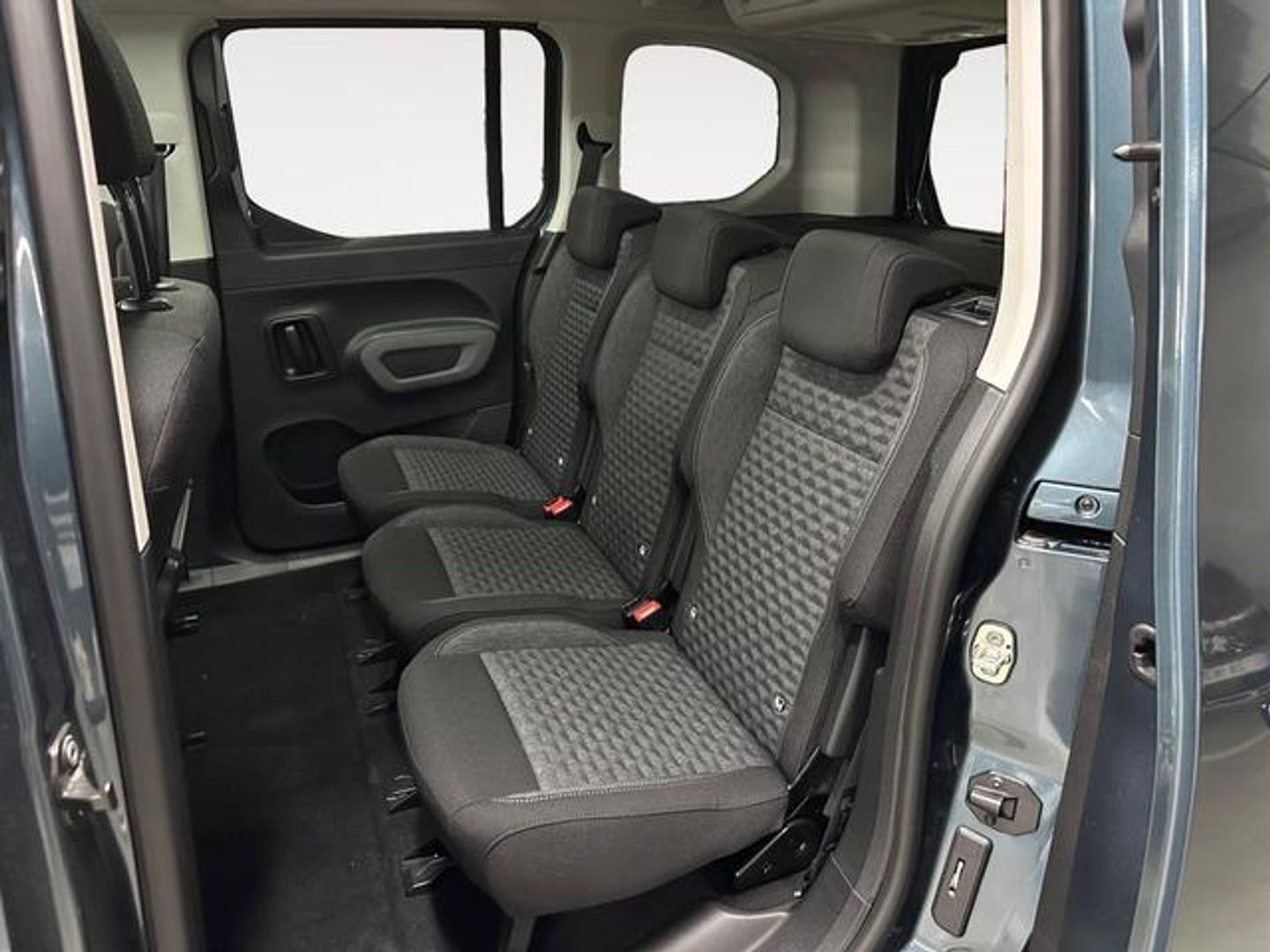 Peugeot Rifter BlueHDi 130 GT Long EAT8 96 kW (130 CV)