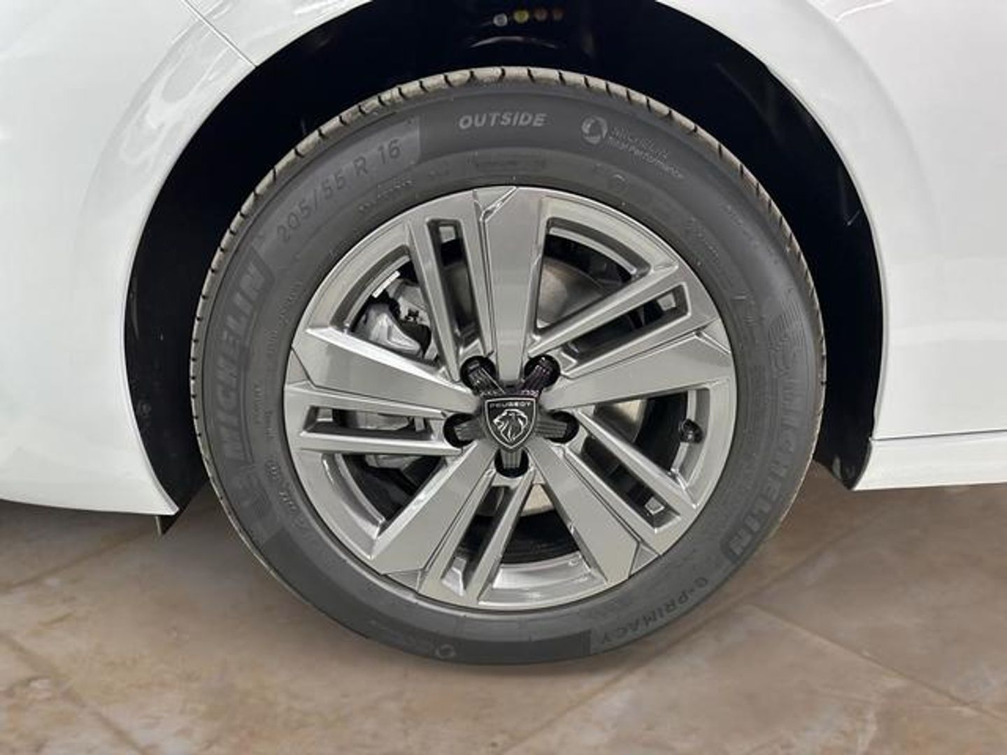 Peugeot 308 BlueHDi 130 S&S Style EAT8 96 KW (130 CV)