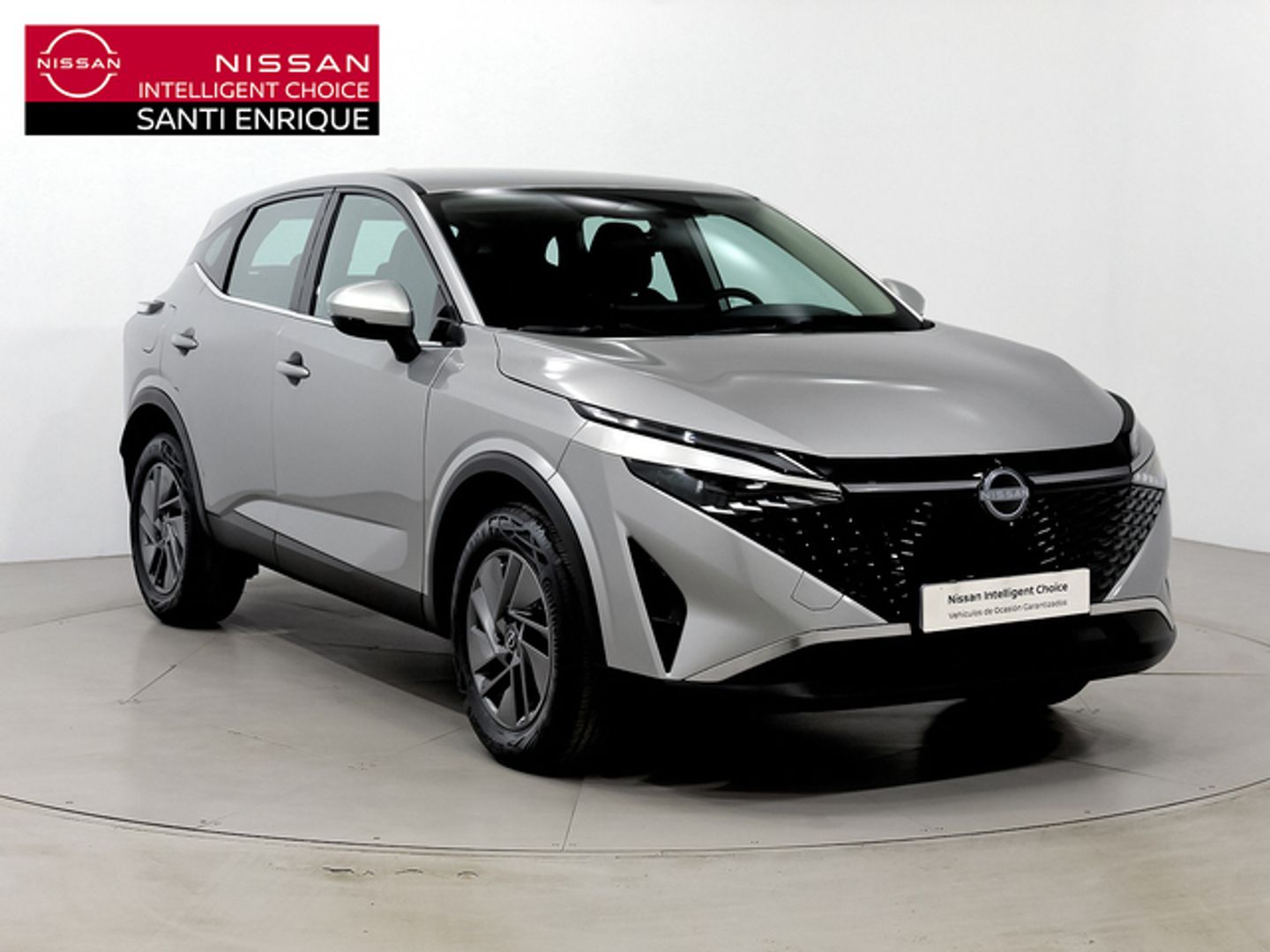 Nissan Qashqai DIG-T 140 mHEV Acenta 4x2 103 kW (140 CV) Gris Plata SUV