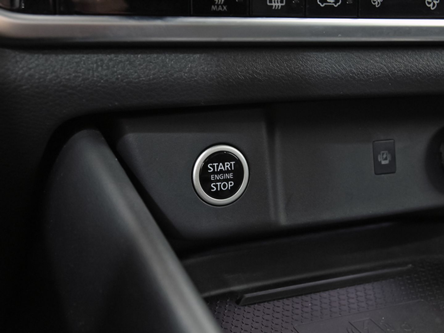 Nissan Qashqai DIG-T 140 N-Connecta 103 kW (140 CV)