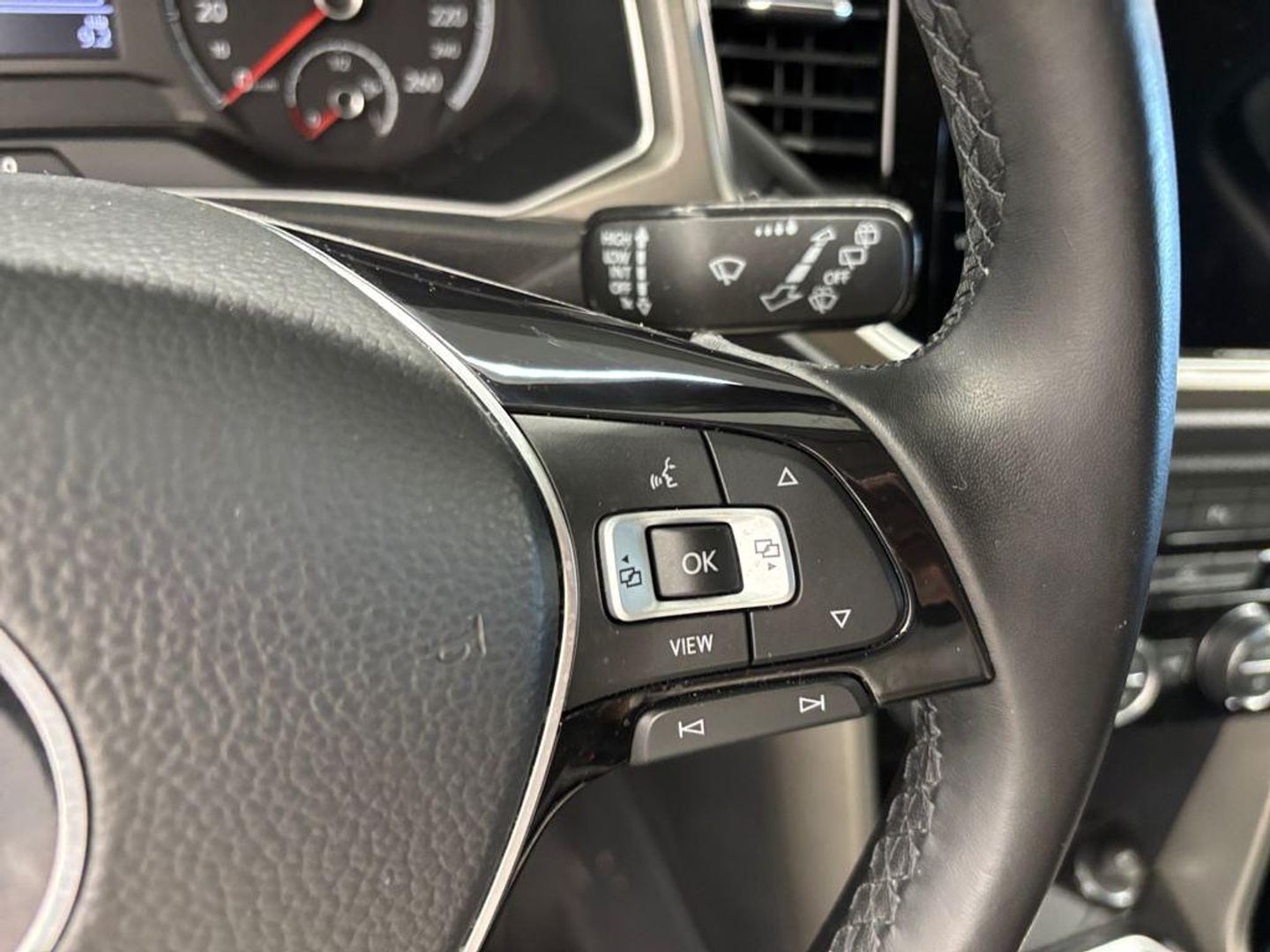 Volkswagen T-Roc Advance R-Line 1.0 TSI 81 kW (110 CV)
