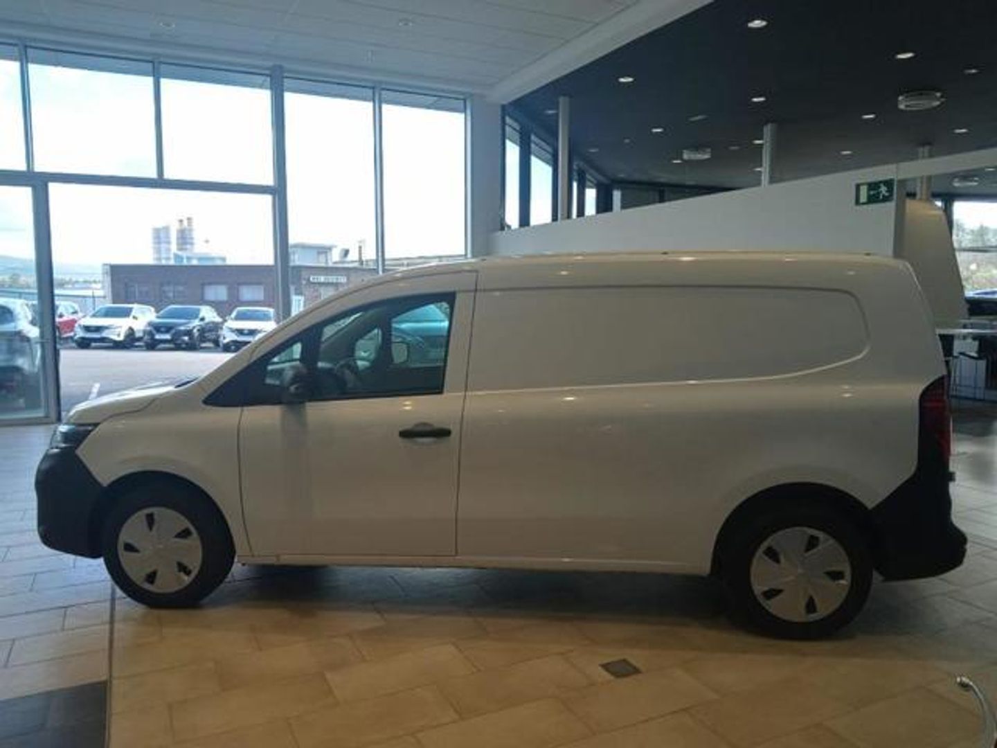 Nissan Townstar Furgon 45kWh L2 Comfort 90 kW (122 CV)