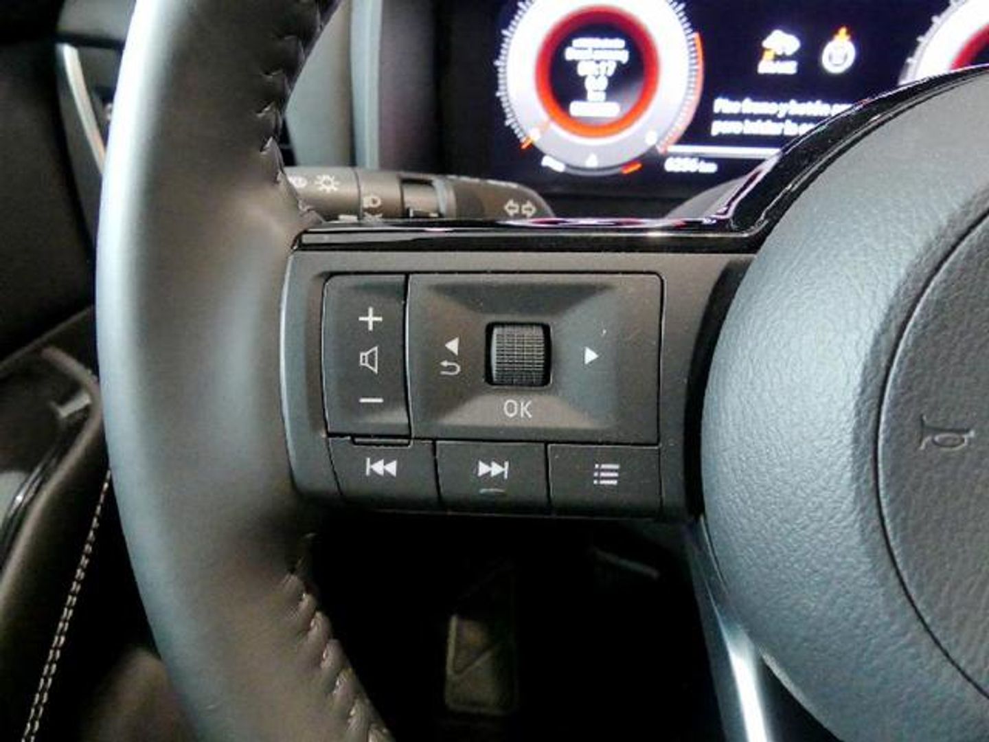 Nissan Qashqai DIG-T 140 mHEV Visia 103 kW (140 CV)