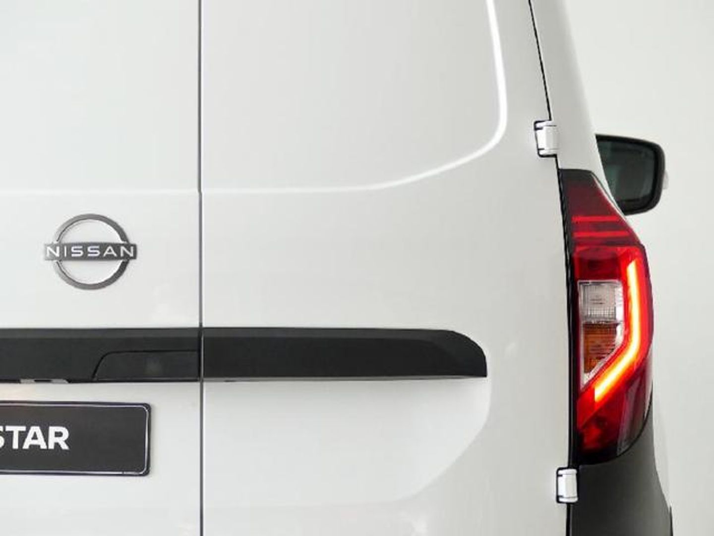 Nissan Townstar Furgon 45kWh-90kW L1 Comfort 90 kW (122 CV)