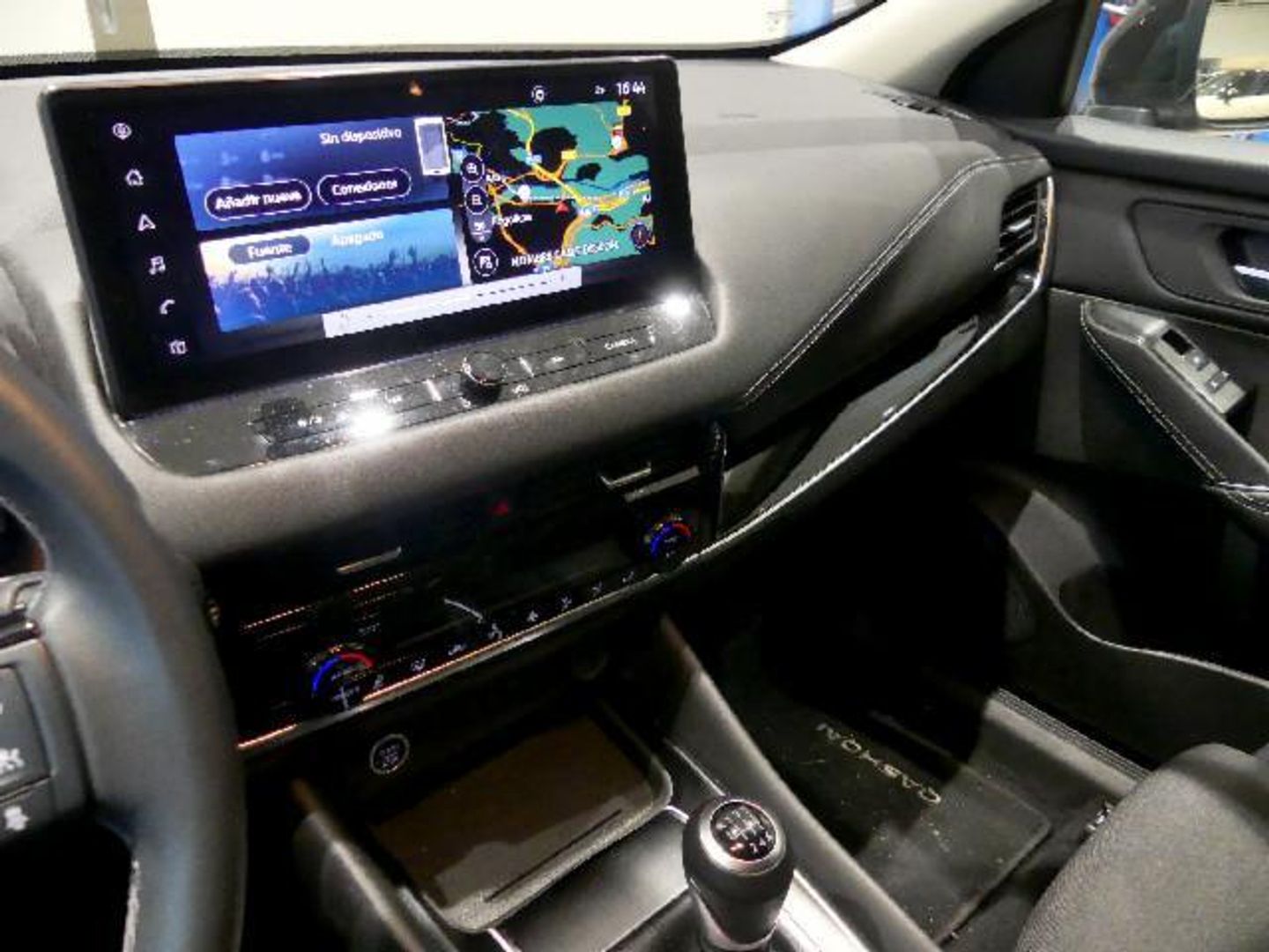 Nissan Qashqai DIG-T 140 mHEV Visia 103 kW (140 CV)