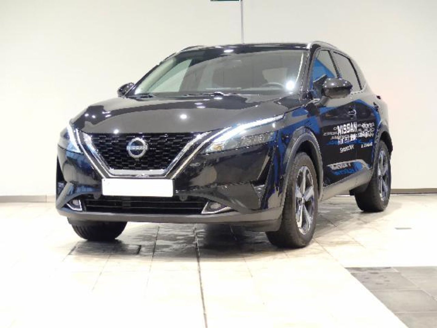 Nissan Qashqai DIG-T 140 mHEV Visia 103 kW (140 CV)