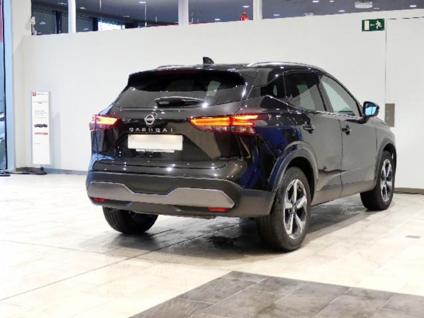 Nissan Qashqai DIG-T 140 mHEV Visia 103 kW (140 CV)
