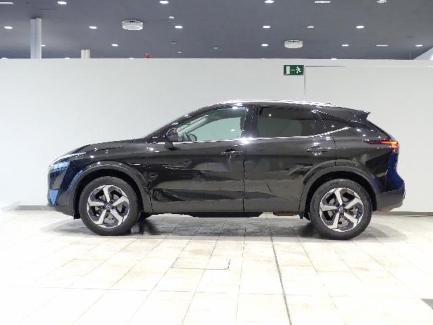 Nissan Qashqai DIG-T 140 mHEV Visia 103 kW (140 CV)