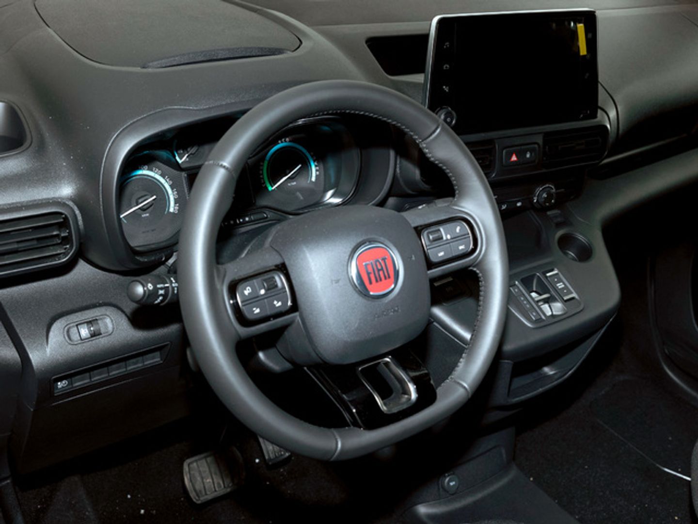 Fiat e-Doblò Furgón 50kWh L1H1 100 kW (136 CV)
