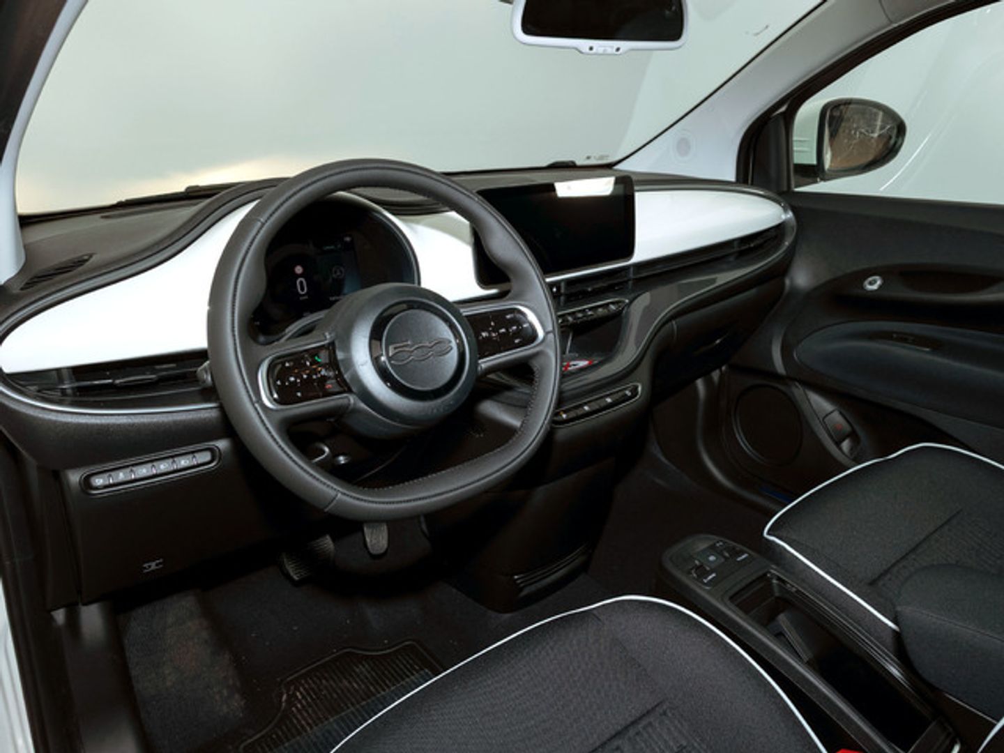 Fiat 500 Electrico Monotrim 320km 87 kW (118 CV)