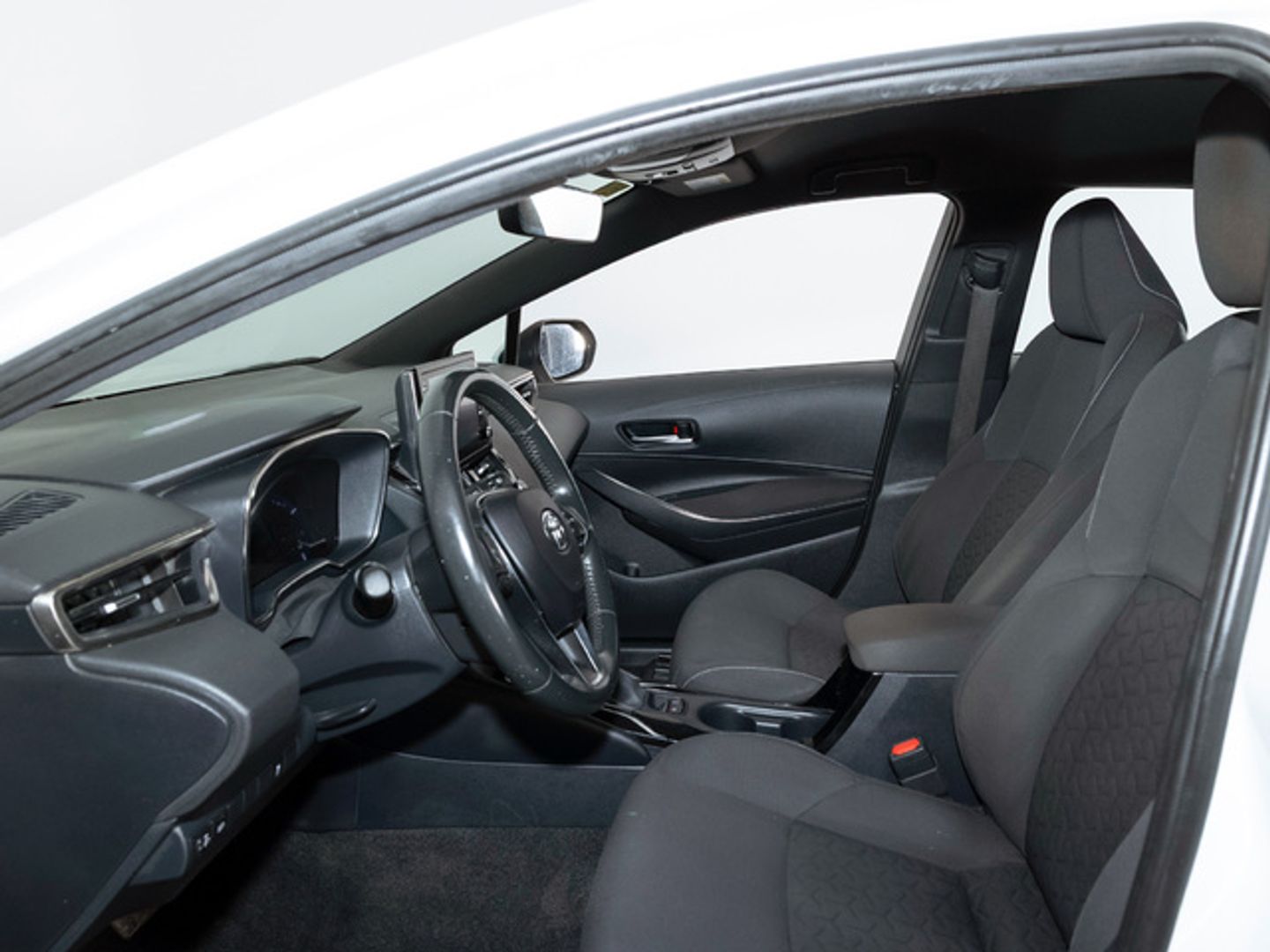 Toyota Corolla 125H Active E-CVT 90 kW (122 CV)