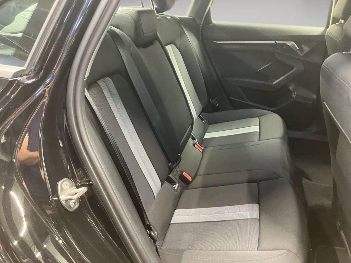 Audi A3 Sedan Advanced 30 TDI 85 kW (116 CV)