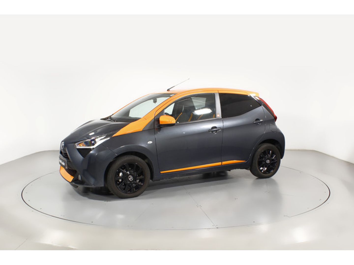 Toyota Aygo 1.0 x-clusiv 53 kW (72 CV)