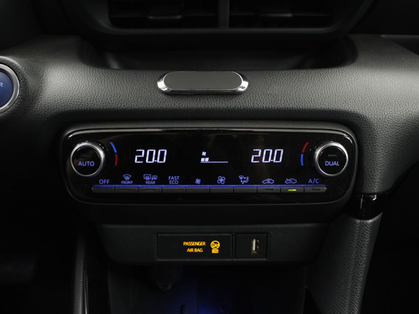 Toyota Yaris 1.5 120H Style P. Premier Edition 85 kW (116 CV)