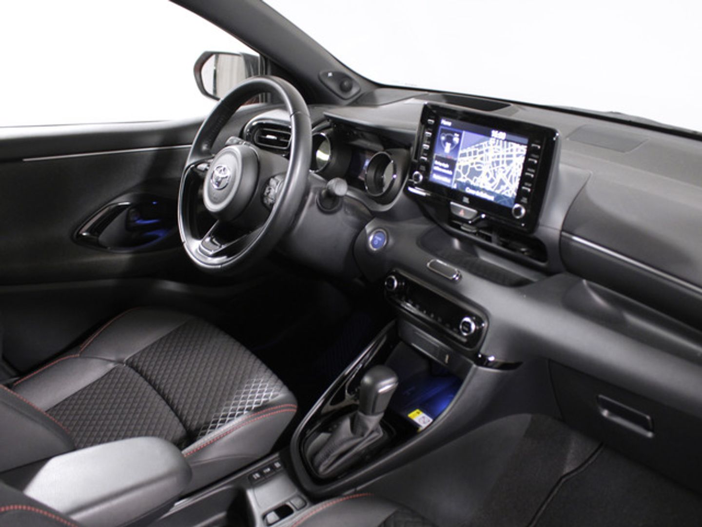 Toyota Yaris 1.5 120H Style P. Premier Edition 85 kW (116 CV)