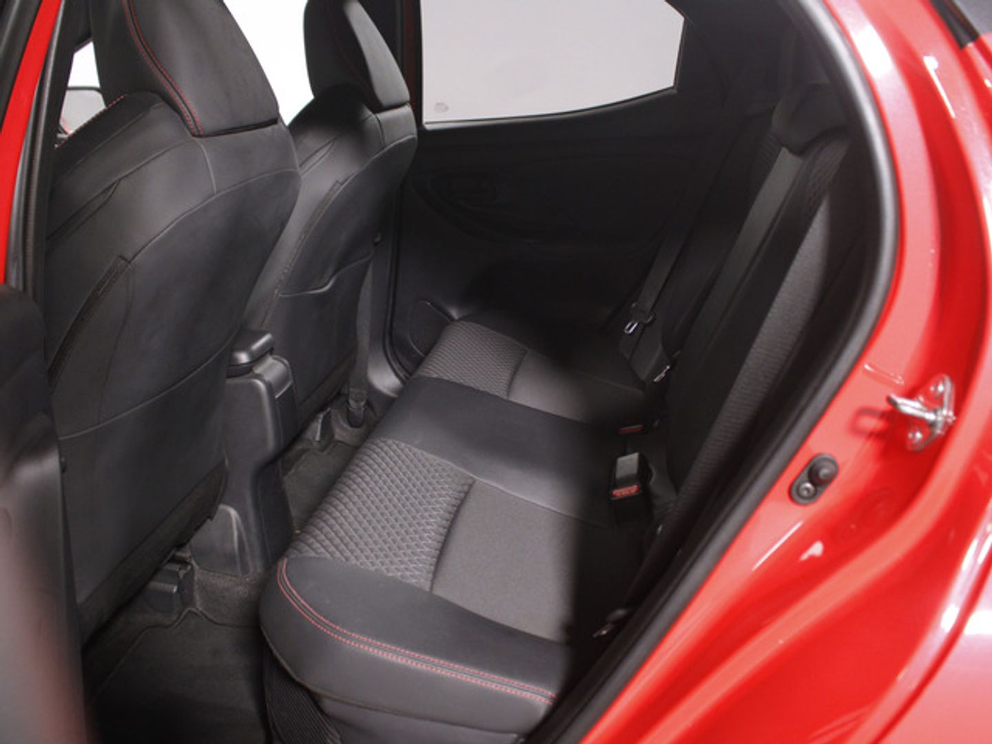 Toyota Yaris 1.5 120H Style P. Premier Edition 85 kW (116 CV)