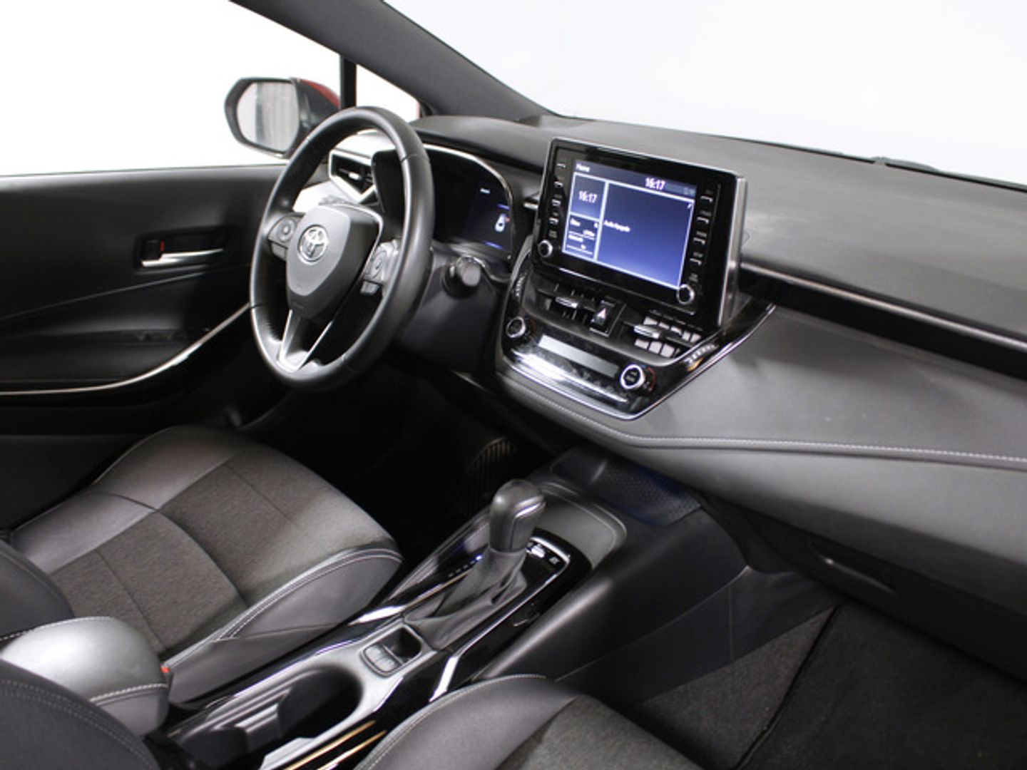 Toyota Corolla 1.8 125H Style E-CVT 90 kW (122 CV)