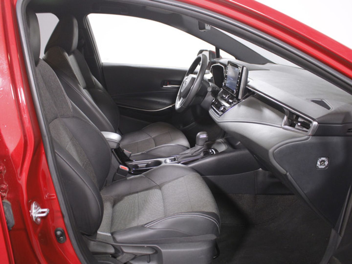 Toyota Corolla 1.8 125H Style E-CVT 90 kW (122 CV)