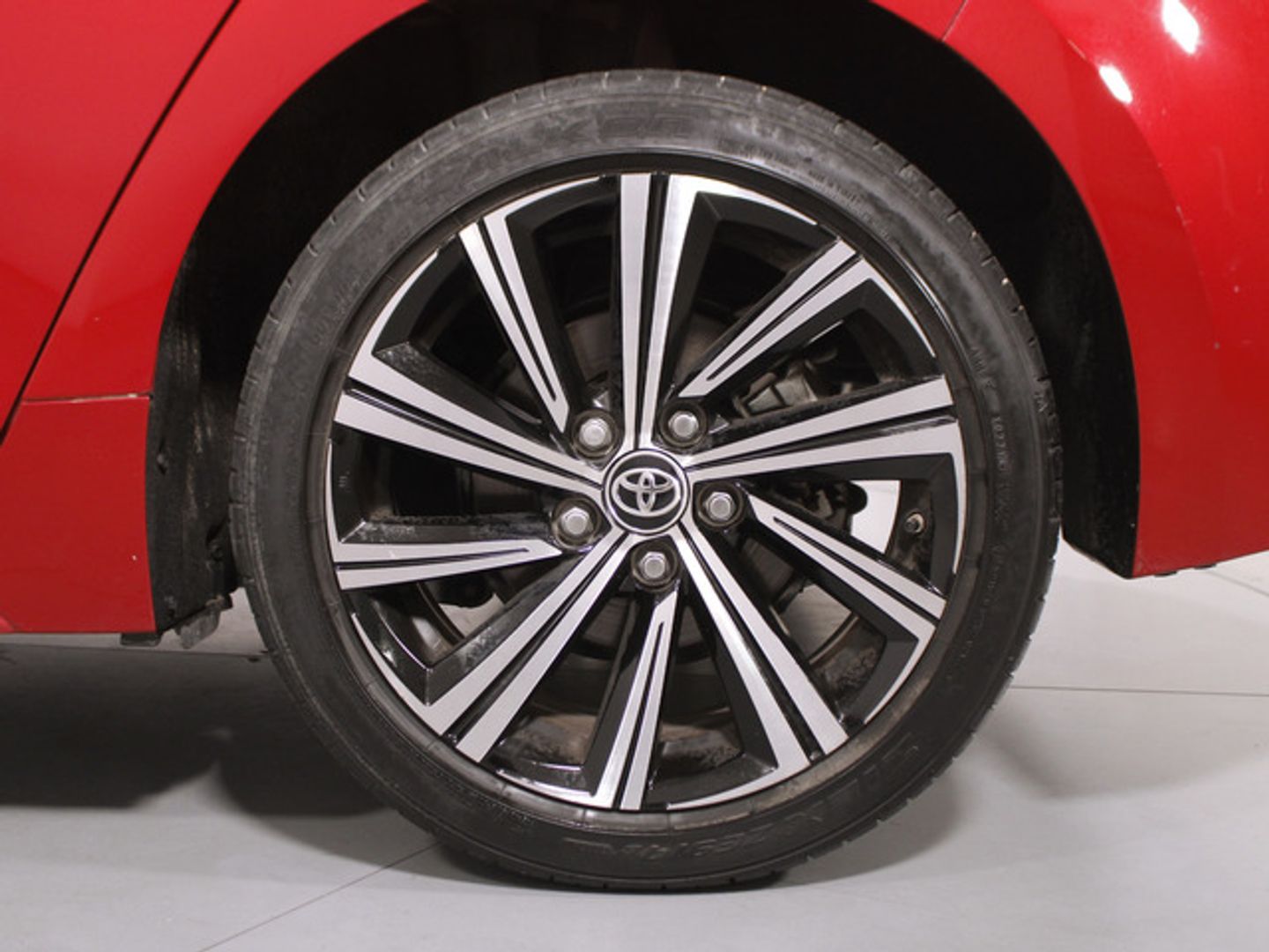 Toyota Corolla 1.8 125H Style E-CVT 90 kW (122 CV)