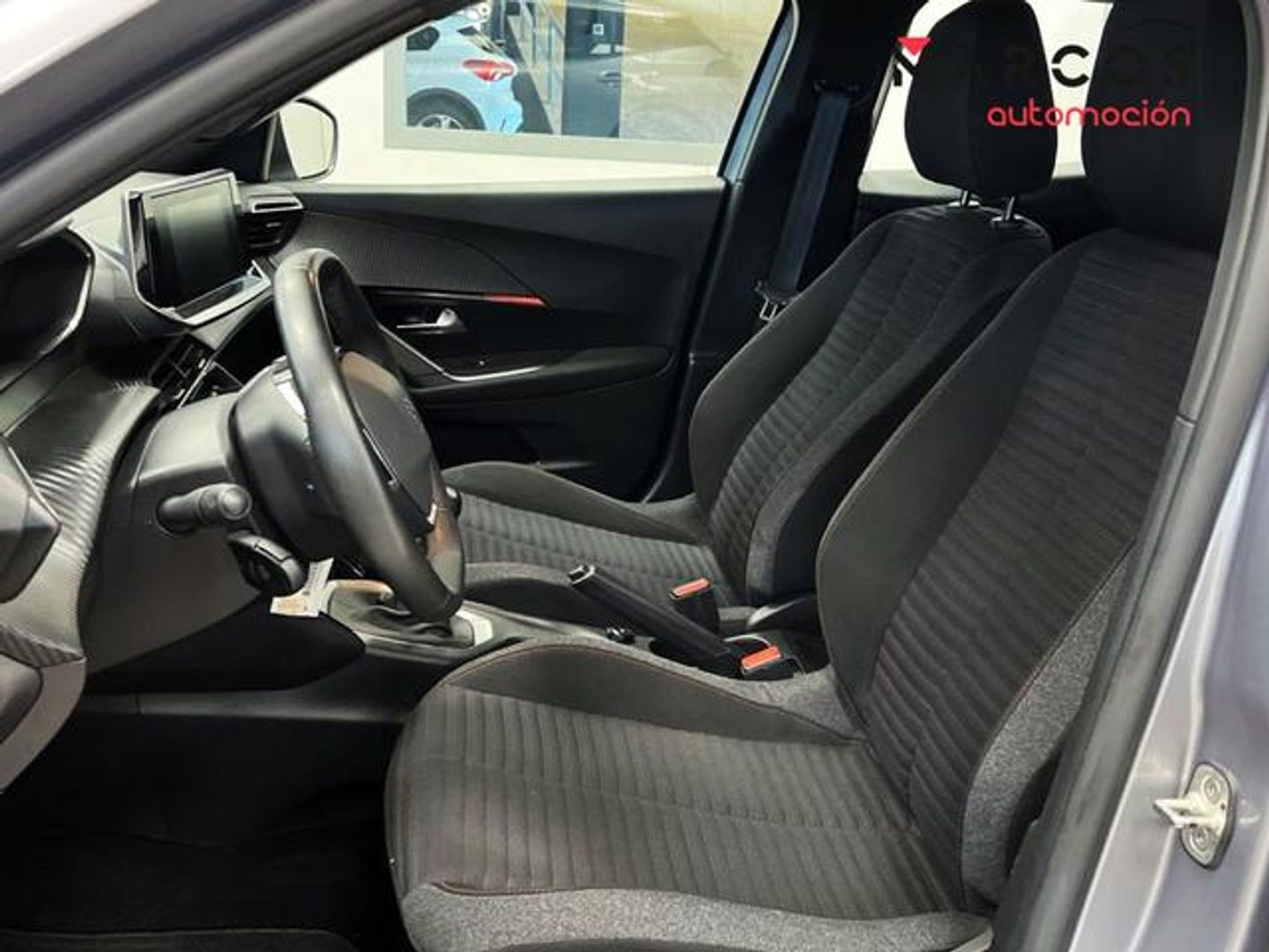 Peugeot 2008 Active Pack S&S PureTech 96 kW (130 CV)