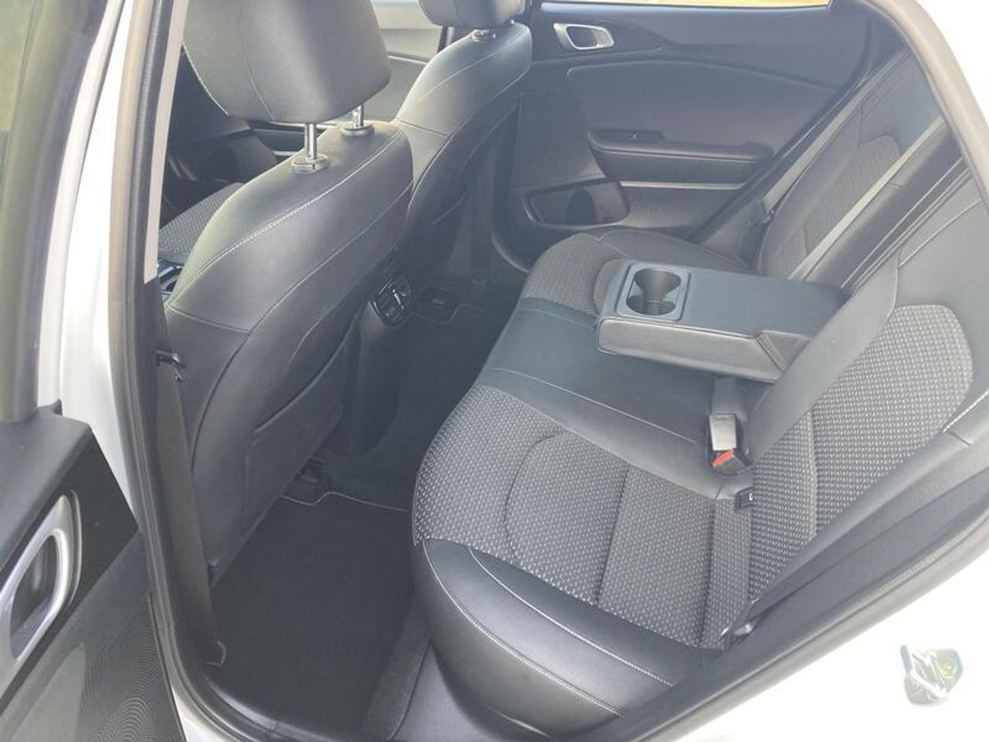 Kia XCeed 1.6 MHEV Emotion DCT 100 kW (136 CV)