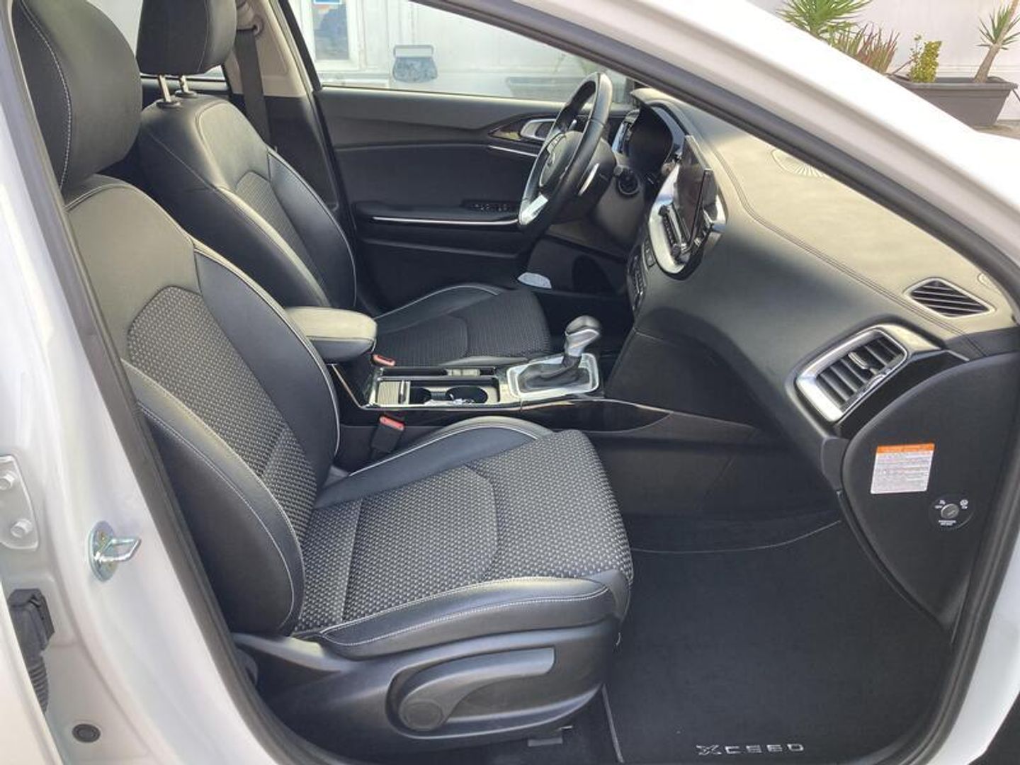 Kia XCeed 1.6 MHEV Emotion DCT 100 kW (136 CV)