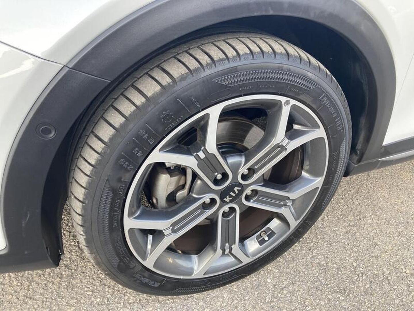 Kia XCeed 1.6 MHEV Emotion DCT 100 kW (136 CV)