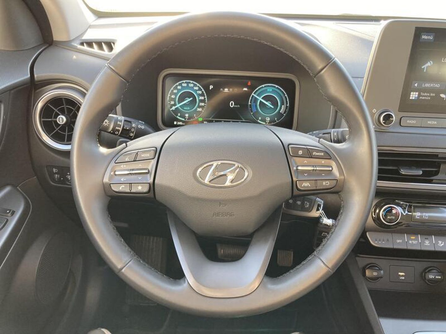 Hyundai Kona 1.6 GDI HEV Maxx DCT 104 kW (141 CV)