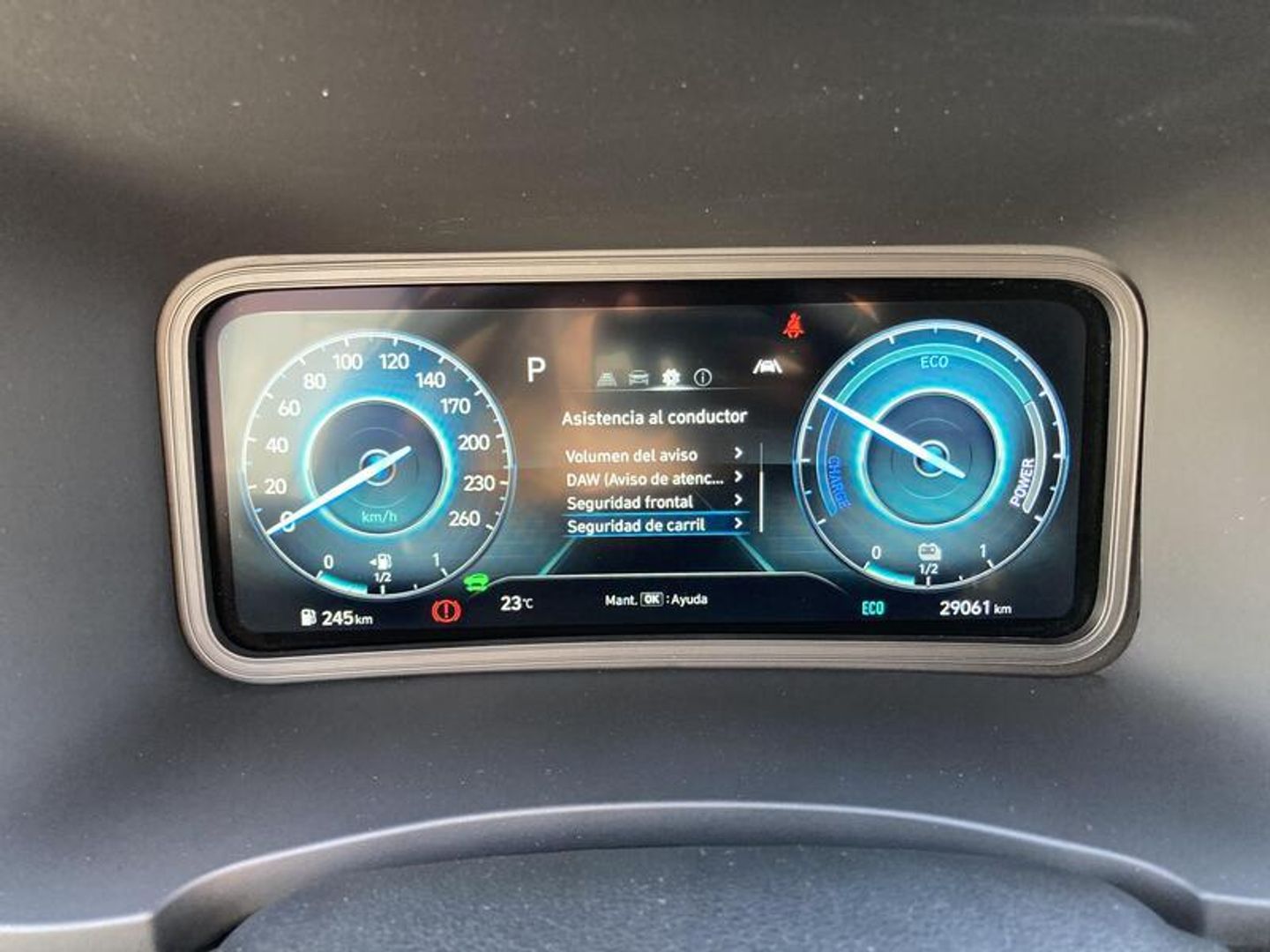 Hyundai Kona 1.6 GDI HEV Maxx DCT 104 kW (141 CV)